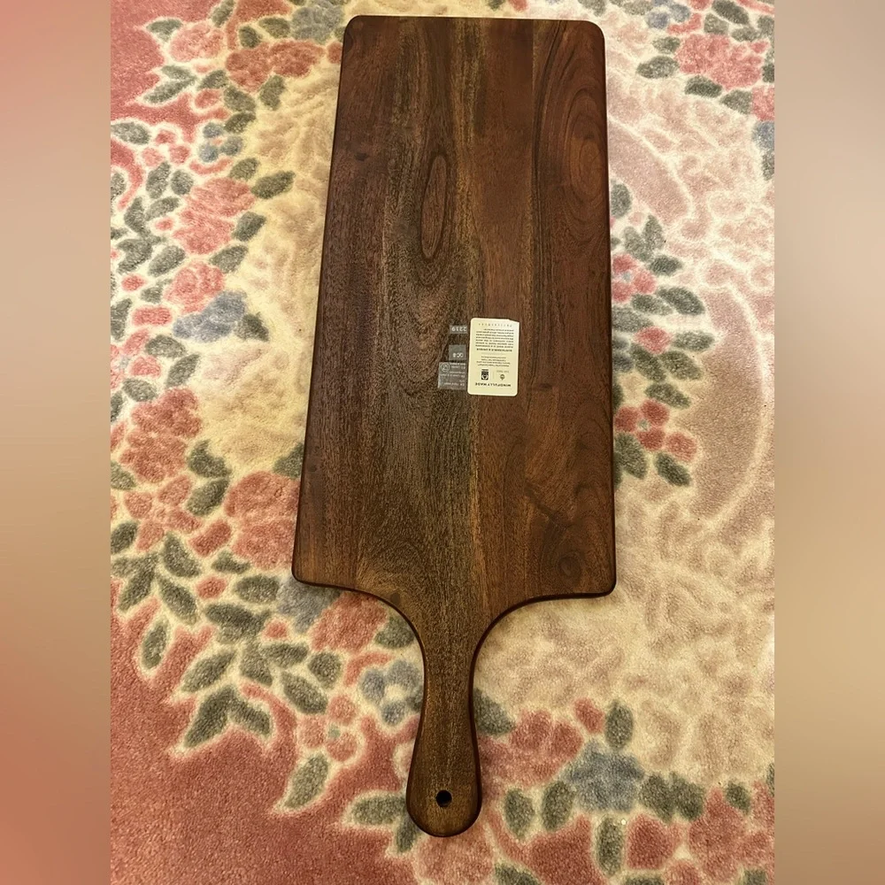 Charcuterie Board and Knife Set - Picture 4 of 6